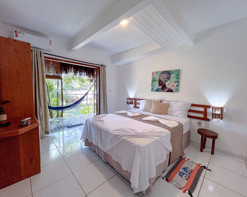 Quarto Econômico
