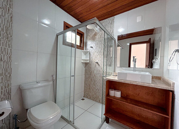 Quarto Duplo com Cama Extra