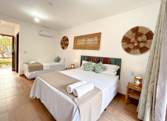 Quarto Duplo com Cama Extra