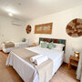 Quarto Duplo com Cama Extra