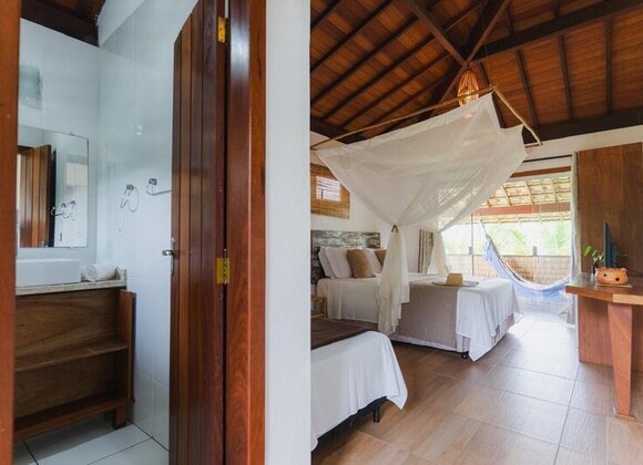 Suíte Duplo Deluxe – Vista, Espaço e Aconchego no Alto da Paz